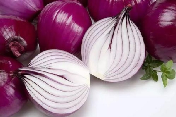 東莞蔬菜配送公司告訴你圓（yuán）蔥和洋蔥有（yǒu）啥（shá）區別